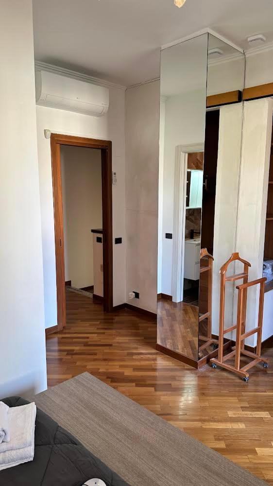 Lavilletta Stanza Parco Baranzate Bagian luar foto